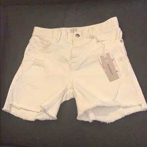 NWT Madison Bowery Midrise 5” Shorts Size 00/24